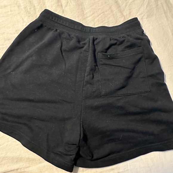 Drawstring old navy sweat shorts - Picture 3 of 3
